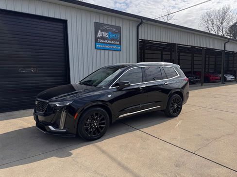 Used 2020 Cadillac XT6 Premium Luxury image 2