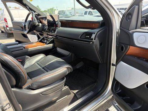 Used 2024 Lincoln Navigator L Black Label AWD/4WD image 22