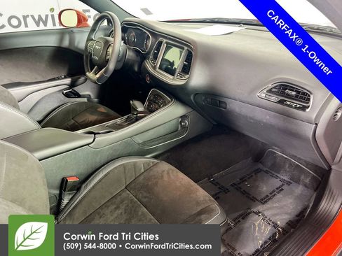 Used 2016 Dodge Challenger SRT Hellcat image 29