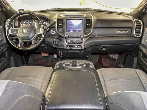 Used 2022 RAM 2500 Big Horn w/ Level 1 Equipment Group AWD/4WD image 32