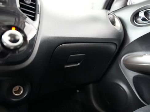 Used 2013 Nissan Juke SV AWD/4WD image 35