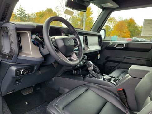 New 2025 Ford Bronco Outer Banks w/ Sasquatch Package image 20