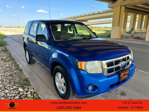 Used 2012 Ford Escape XLS FWD image 1