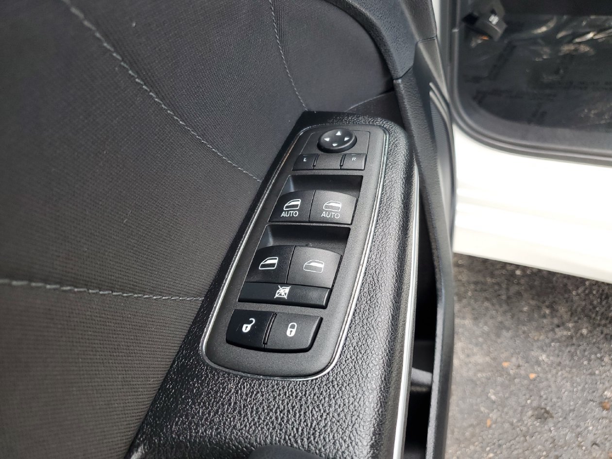 Used 2022 Dodge Charger GT AWD/4WD image 18