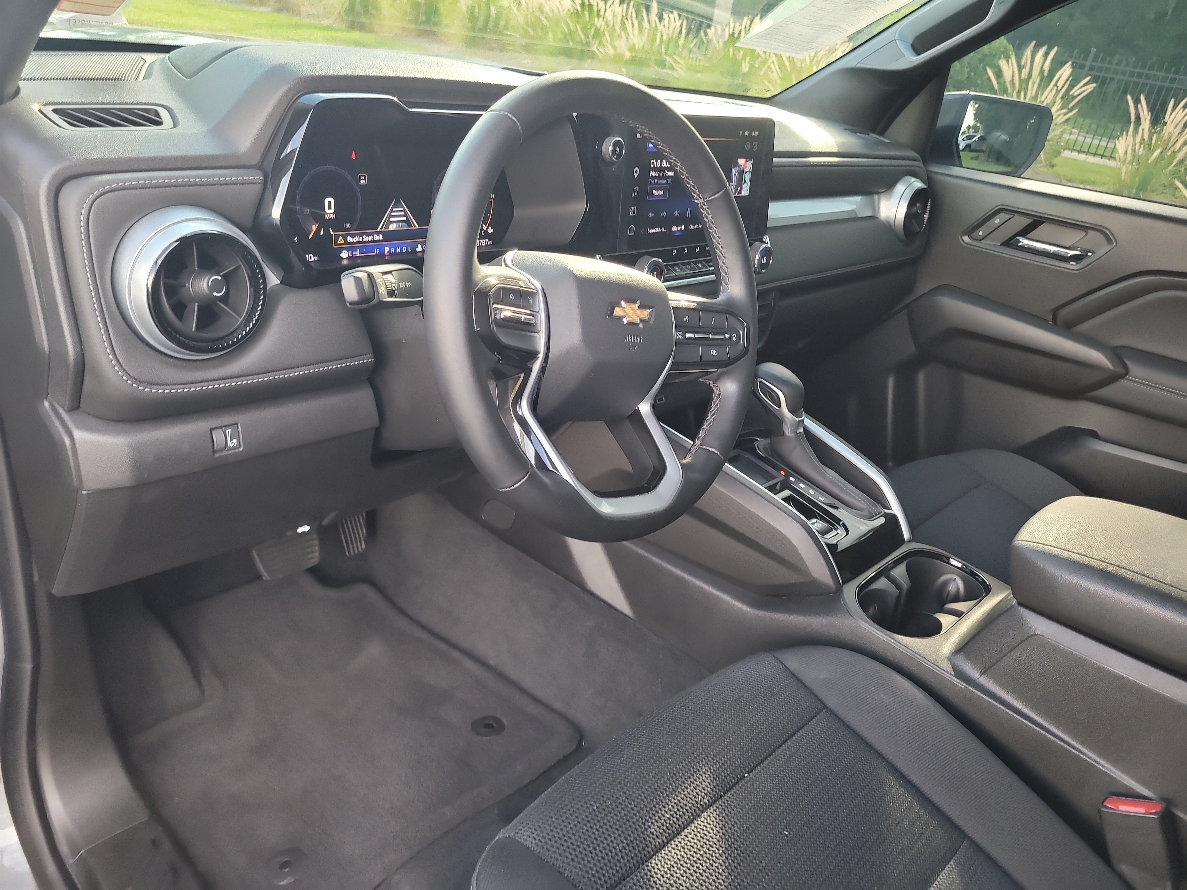 Used 2024 Chevrolet Colorado LT w/ LT Convenience Package RWD image 20