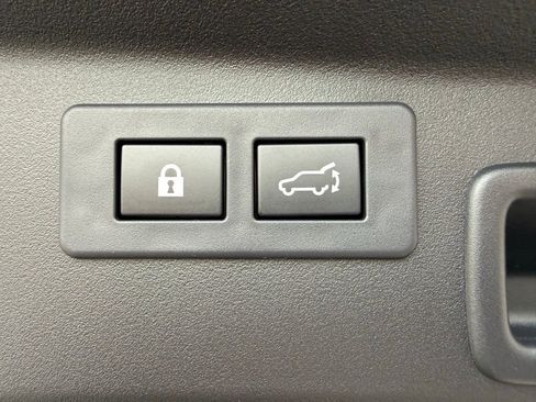 New 2026 Subaru Outback Premium image 29