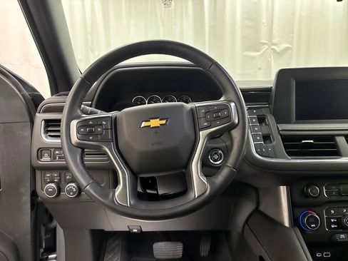 Used 2023 Chevrolet Suburban LS image 13