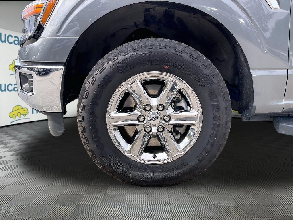 Used 2025 Ford F150 XLT w/ Equipment Group 301A Standard AWD/4WD image 7