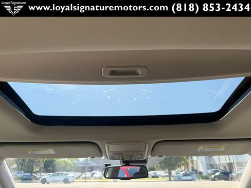 Used 2017 Honda Odyssey EX-L image 18