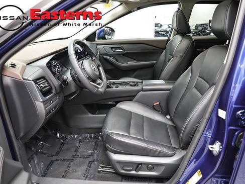 Used 2023 Nissan Rogue SL w/ SL Premium Package AWD/4WD image 14