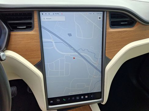 Used 2020 Tesla Model X Long Range AWD/4WD image 14