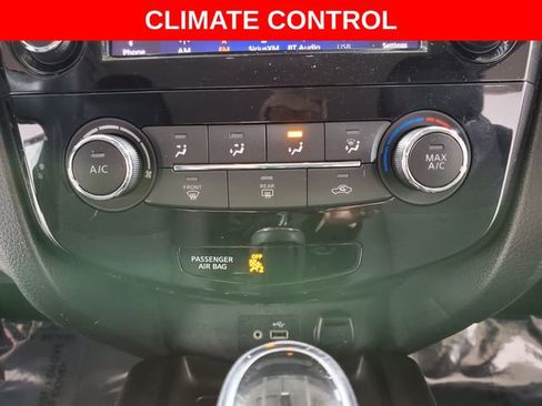 Used 2021 Nissan Rogue Sport S image 20