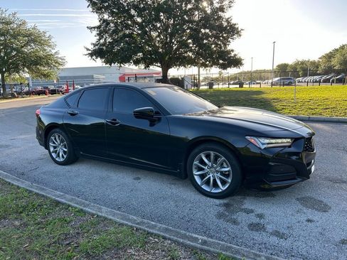 Used 2023 Acura TLX image 7