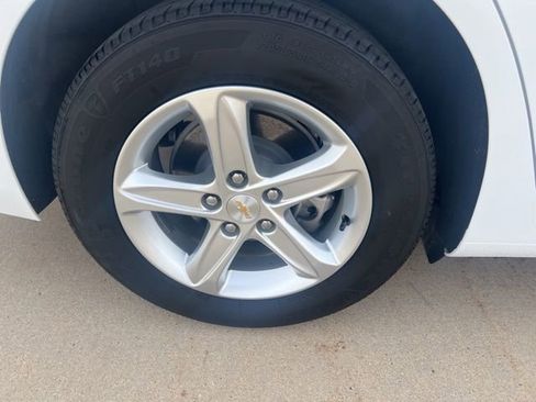 Certified 2023 Chevrolet Malibu LS w/ Driver Confidence Package image 11