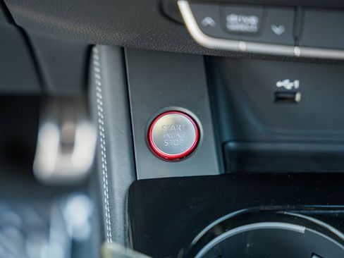 Used 2022 Audi RS 5 image 28