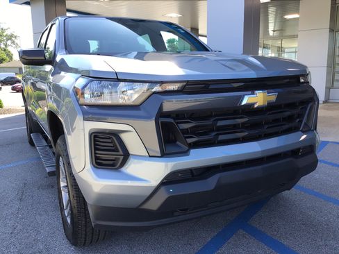 New 2026 Chevrolet Colorado LT w/ Advanced Trailering Package AWD/4WD image 3