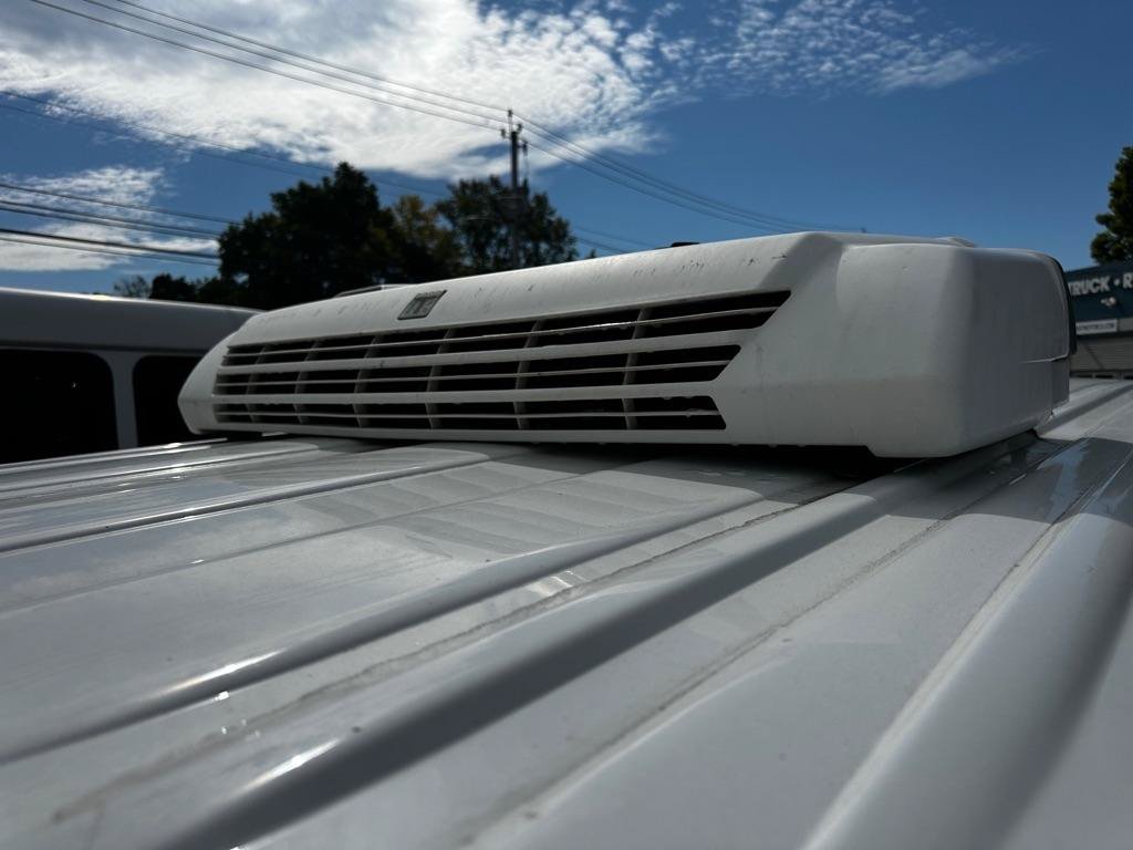 Used 2020 Chevrolet Express 2500 w/ Driver Convenience Package RWD image 9