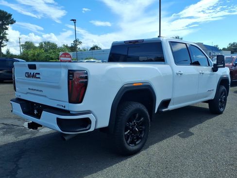 Certified 2026 GMC Sierra 2500 AT4 w/ AT4 Premium Plus Package AWD/4WD image 3