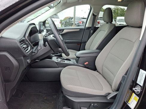Certified 2022 Ford Escape SE w/ Convenience Package image 16