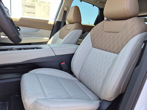 New 2026 Nissan Murano Platinum w/ Cargo Package AWD/4WD image 13