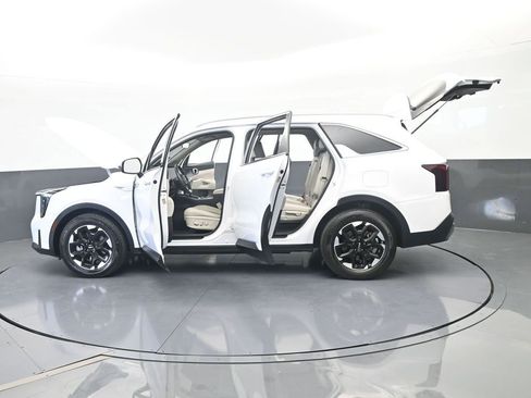 Used 2024 Kia Sorento S w/ Panoramic Sunroof Package FWD image 76