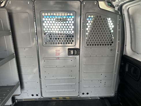 Used 2019 Chevrolet Express 3500 w/ Driver Convenience Package RWD image 27