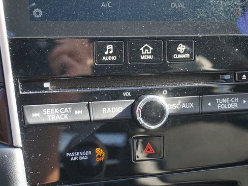 Used 2018 INFINITI Q50 Luxe w/ Cargo Package (L95) RWD image 35