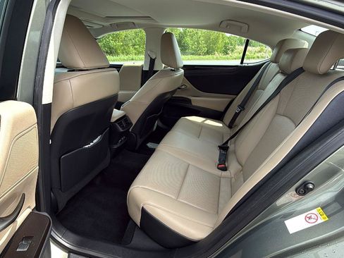 Used 2019 Lexus ES 350 w/ Premium Package FWD image 22