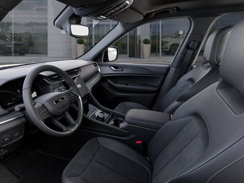 New 2025 Jeep Grand Cherokee L Altitude image 22