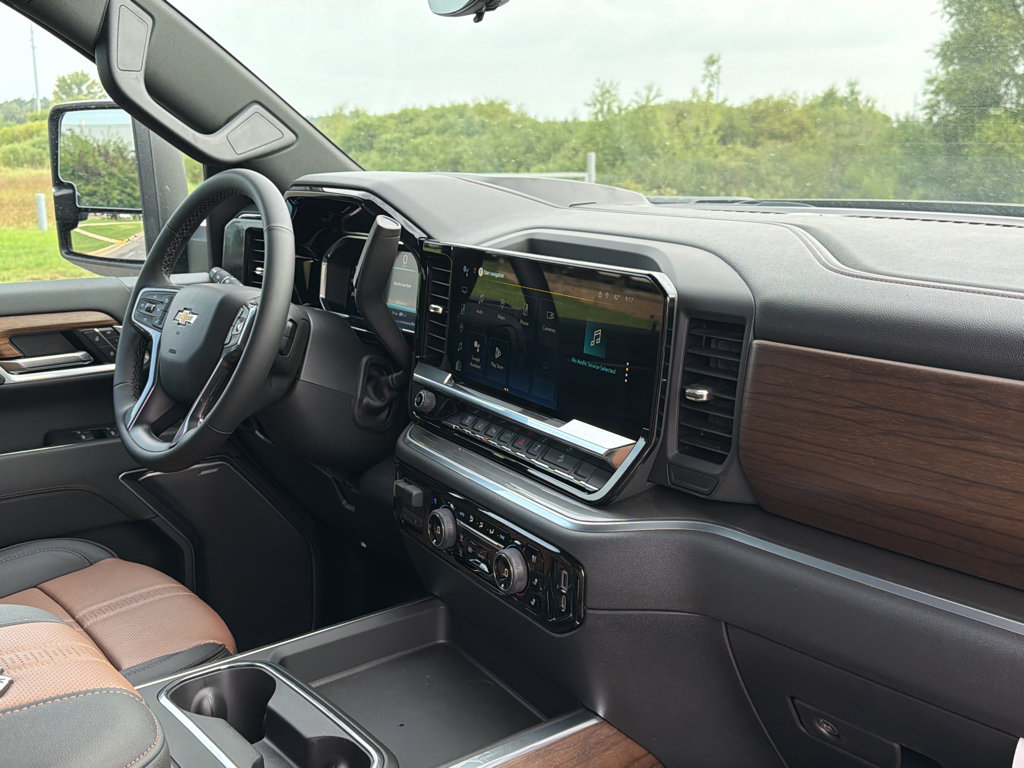 New 2026 Chevrolet Silverado 2500 High Country w/ High Country Premium Package AWD/4WD image 28