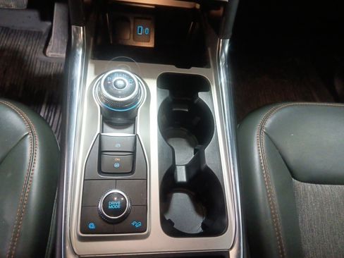 Used 2022 Ford Explorer Timberline image 30