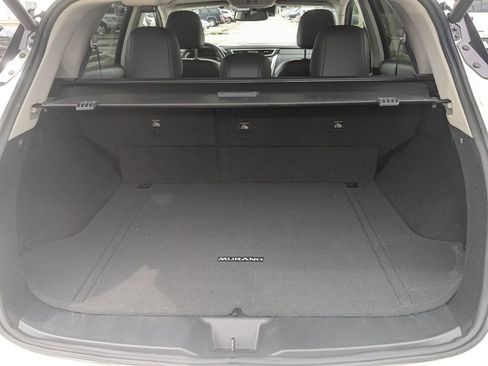 Used 2023 Nissan Murano SL w/ SL Moonroof Package AWD/4WD image 28