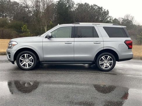 Certified 2024 Ford Expedition Limited image 10