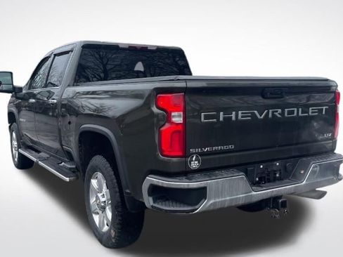 Used 2022 Chevrolet Silverado 2500 LTZ w/ Gooseneck/5TH Wheel Package image 7