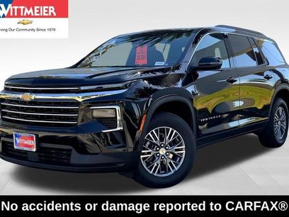Used 2024 Chevrolet Traverse LT