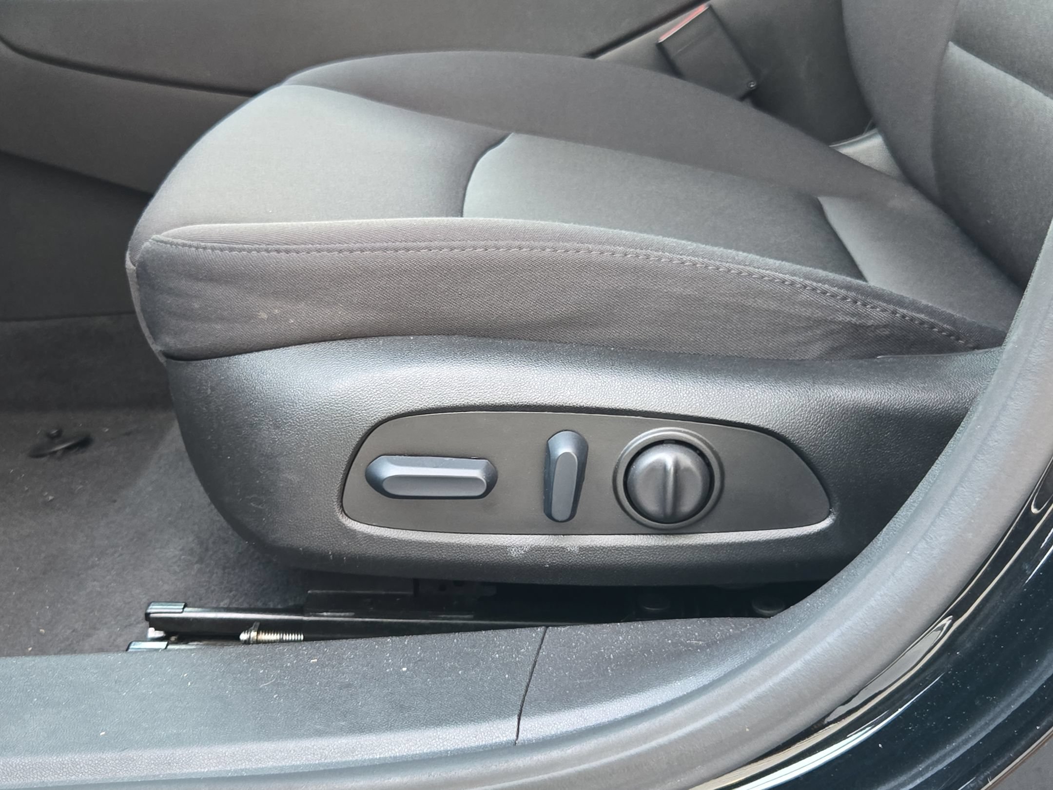 Used 2023 Chevrolet Malibu LT FWD image 23