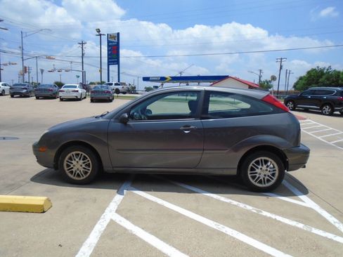 Used 2007 Ford Focus S FWD image 3