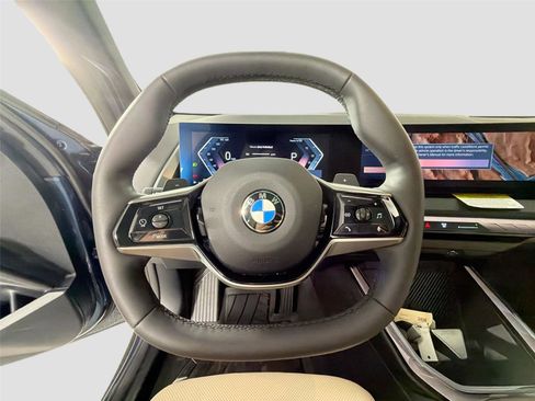 Used 2026 BMW X3 xDrive30 w/ Convenience Package AWD/4WD image 11