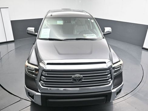 Used 2018 Toyota Tundra Limited image 11
