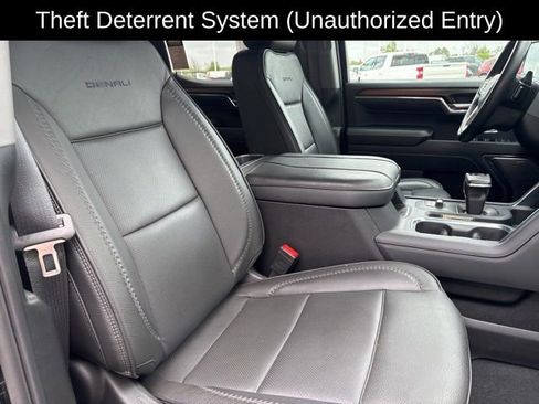 Used 2024 GMC Sierra 1500 Denali w/ Technology Package AWD/4WD image 25