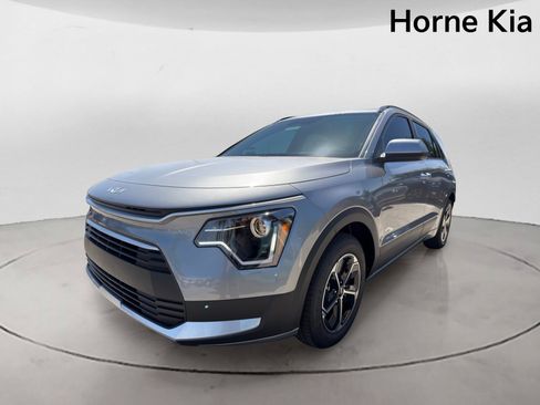 New 2026 Kia Niro LX FWD image 7