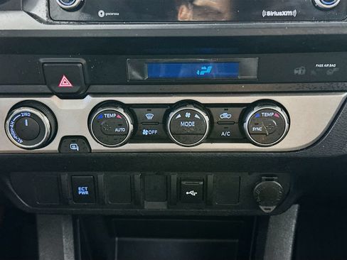Used 2023 Toyota Tacoma SR AWD/4WD image 18
