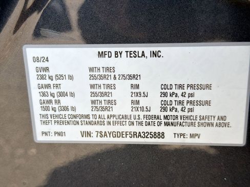 Used 2024 Tesla Model Y Performance AWD/4WD image 40