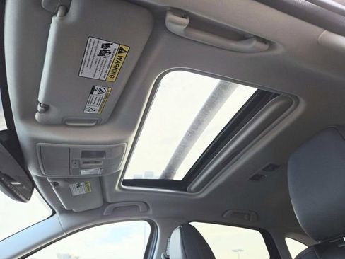 New 2025 MAZDA CX-5 Signature image 6