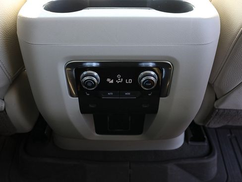 Used 2021 GMC Yukon Denali AWD/4WD image 26
