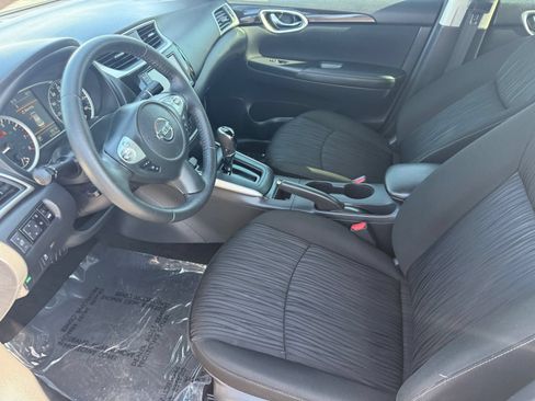 Used 2019 Nissan Sentra SV FWD image 13