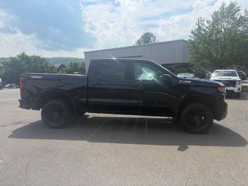 Used 2019 Chevrolet Silverado 1500 Custom Trail Boss AWD/4WD image 7