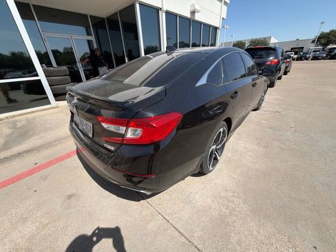 Used 2021 Honda Accord Sport Special Edition image 4