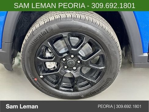 New 2026 Jeep Compass Latitude AWD/4WD image 25