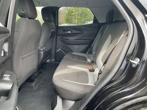 Used 2023 Chevrolet TrailBlazer LT w/ Convenience Package FWD image 28